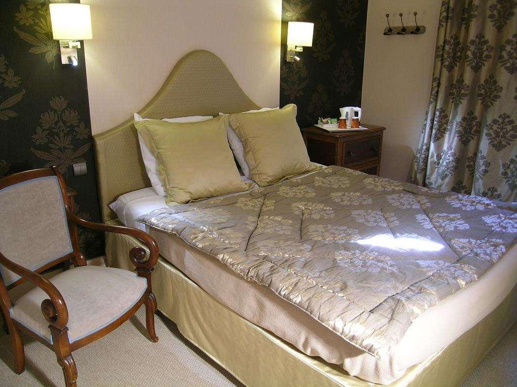 Cit'Hotel Sphinx - Hotel Монтелимар Номер фото