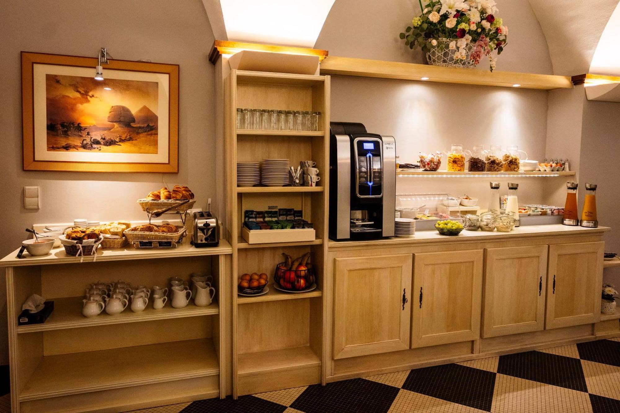 Cit'Hotel Sphinx - Hotel Монтелимар Экстерьер фото