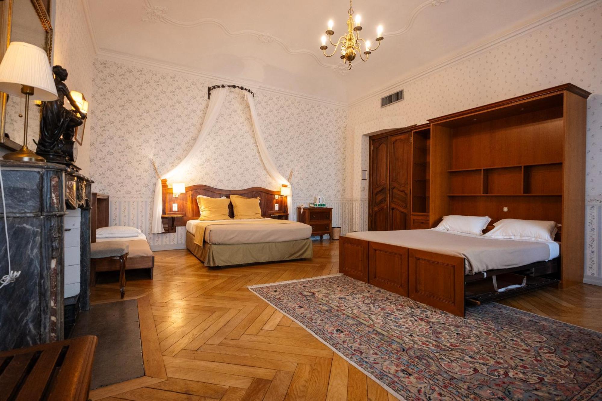 Cit'Hotel Sphinx - Hotel Монтелимар Экстерьер фото