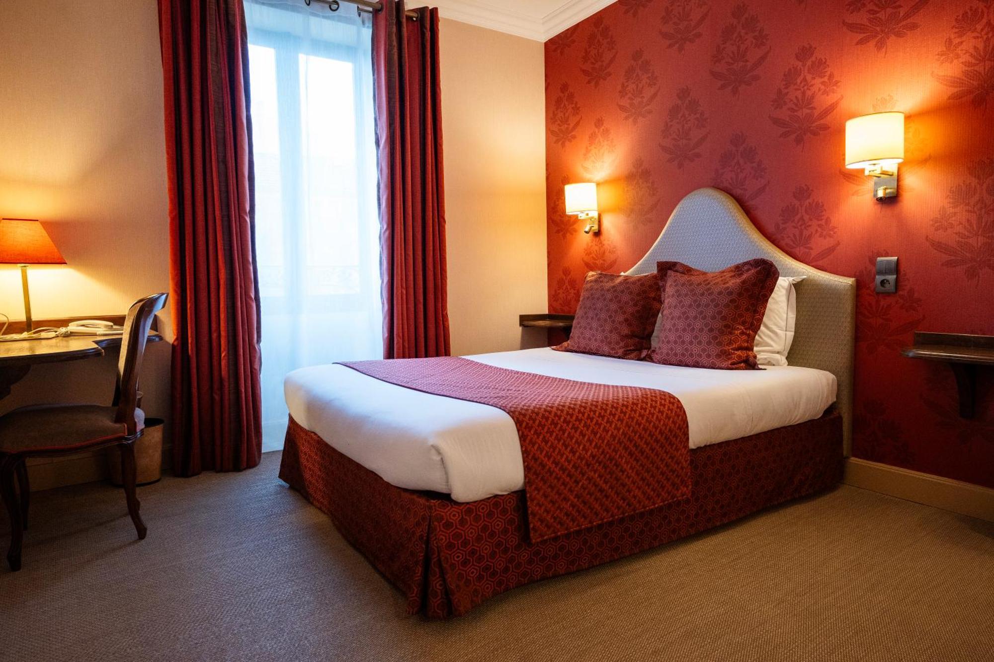Cit'Hotel Sphinx - Hotel Монтелимар Экстерьер фото