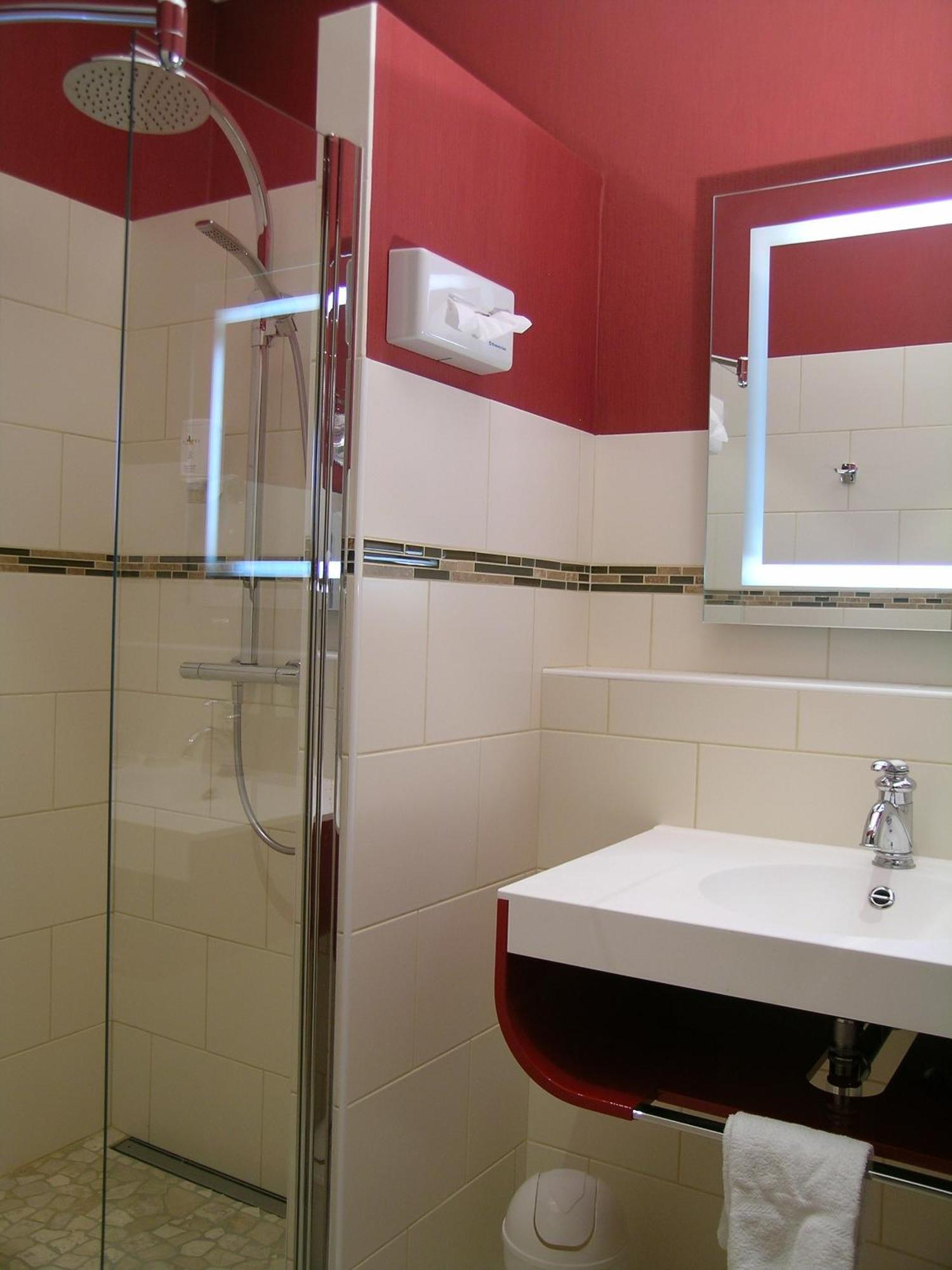 Cit'Hotel Sphinx - Hotel Монтелимар Экстерьер фото